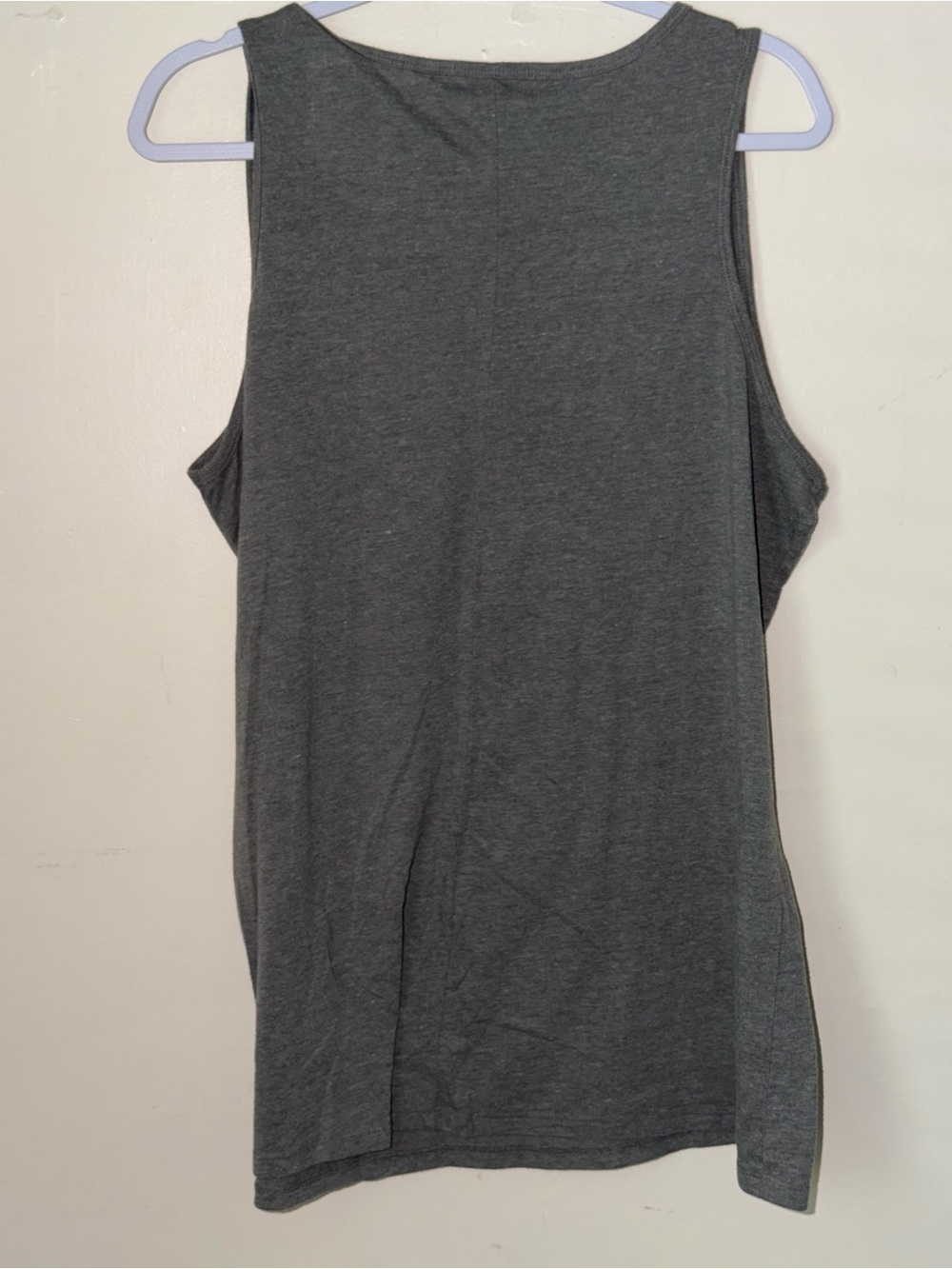 Torrid Gray Tank "Embrace Your Curves" - Picture 3 of 7